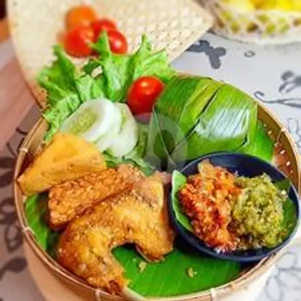 Ayam Penyet Sambel Ijo | Ayam Bakar Dan Ikan Bakar Selera Nusantara, Dapur Nusantara