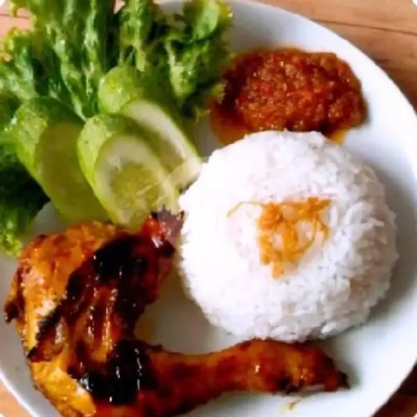 Paket Ayam Bakar Kremez Premium + Teh Hangat | Kedai Tackeyz, Muntilan