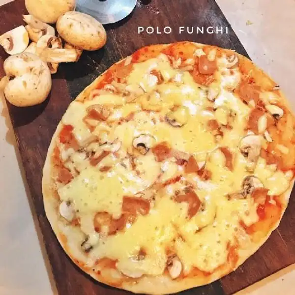 Polo Funghi (L) | Pizza Corner, Pegending Utama