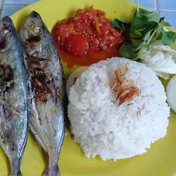 Nasi Katombo Sambel Terasi Extra Pedas | Warung Ikan Katombo, S Parman