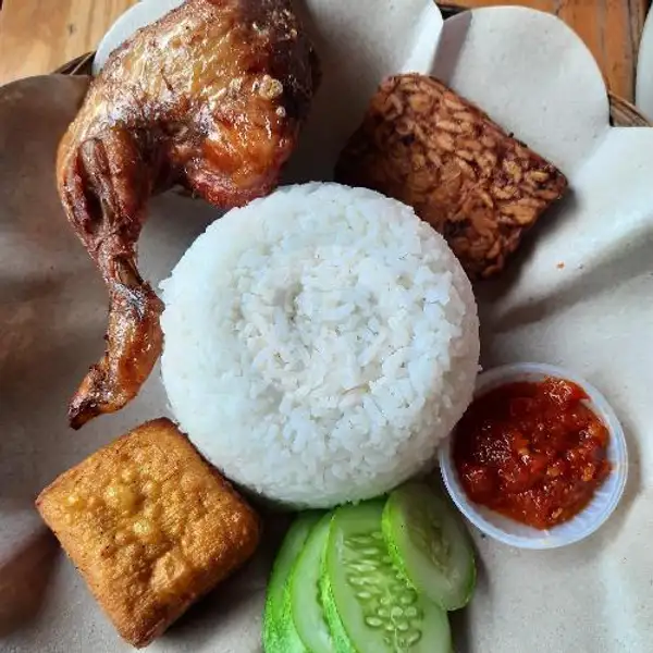 Paket Ayam Goreng | Baso Aci 69 Bandung, Ciwaruga