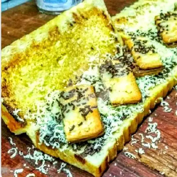 Crackers Choco Milo | Roti Bakar Pertama, Gunung Lempuyang