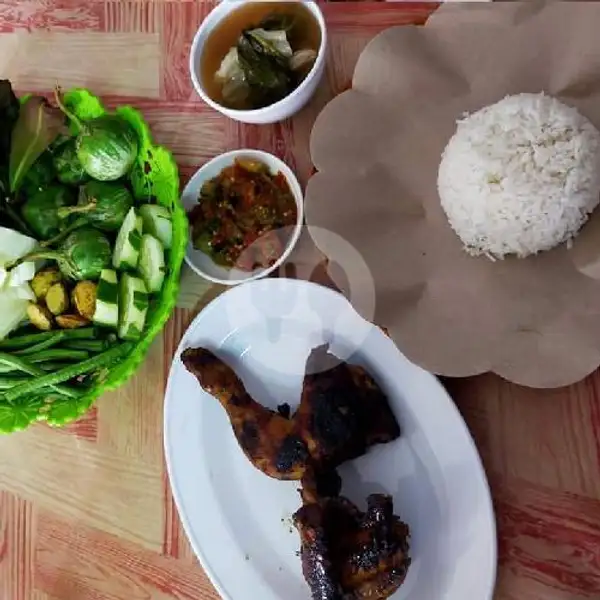 Paket Ayam Bakar Komplit | Pondok Makan Yuk Wenny