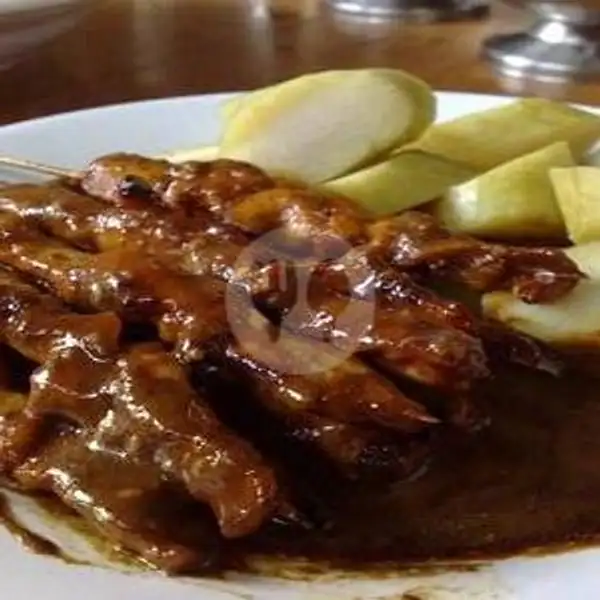 Sate Ayam + Lontong | Sate Madura Bang Wafi Radial, Bukit Kecil