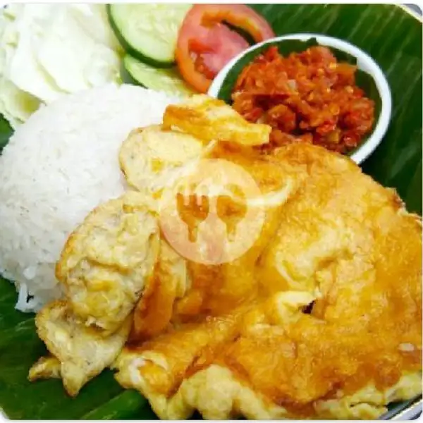 Telur Dadar Goreng + Nasi + Lalapan | Dessert Oreo Mega Bintang, Cendrawasih
