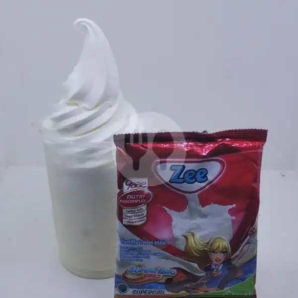 Zee Putih | Ice Cream 884, Karawaci