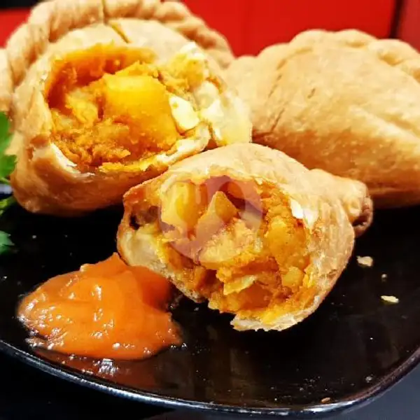 Curry puff VEGE | Aroma Deso, Ruko Kintamani