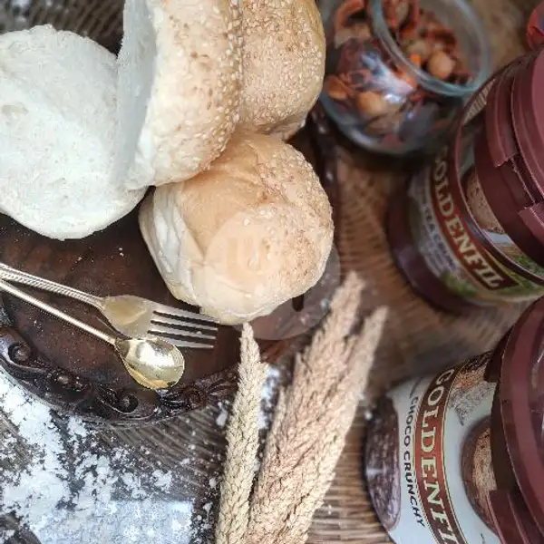 Caramel + Extra Susu Kental Manis | Roti Kukus Cirjak, Harjamukti