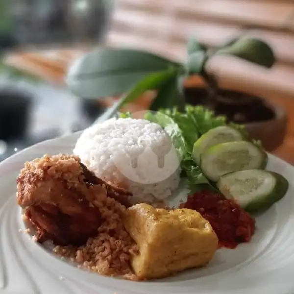 Paket Ayam Kremes | Warung Zeeya 'Ayam Goreng & Bakar, Chicken Wing, Korean, toppoki', Kb Gedang