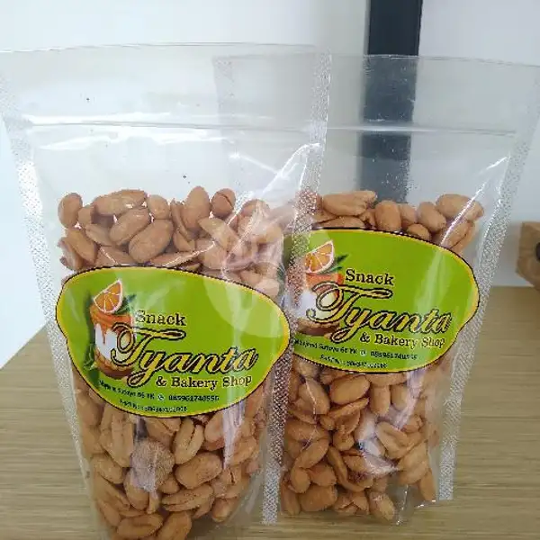 Kacang Rasa Mete 250gram | Tyanta Bakery, Mayjend Sutoyo