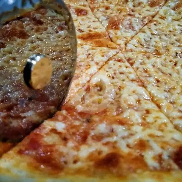Cheese Pizza | Umah Pizza, Waturenggong