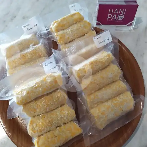 Risoles Smoked Beef Frozen Pack -- Ready 8 Pack | Hani Pao, Gading Serpong