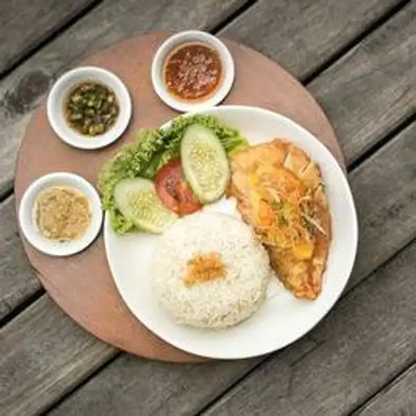 Kecombrang Chicken Rice | Herb And Spice Café & Resto, Pasirkaliki