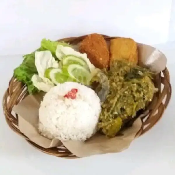 Ayam Penyet Sambal Cabe Hijau + Nasi + Teh Manis Dingin | Ayam Penyet Amora Jl.pintu Air 2