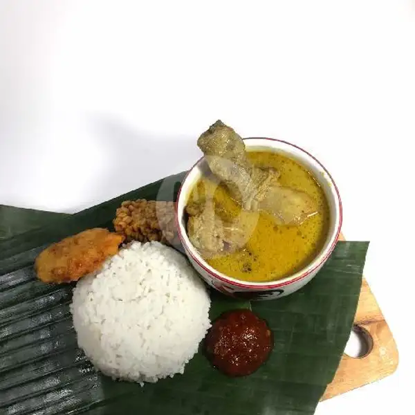 Nasi Kare Ayam | Pecel dan Rawon, Merapi