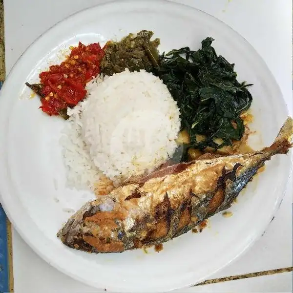 Nasi Ikan Kembung | Masakan Padang Bukittinggi, Gianyar