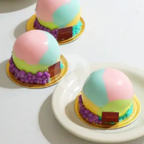 Bubblegum Cake | Tarton Patisserie, Klojen