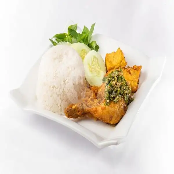 Ayam Cabe Ijo + Nasi | Bakso Gunung Sam Ferry, Simpang Kara