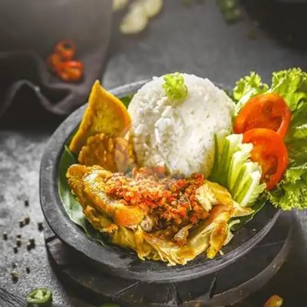 Paket Ayam Penyet | Jakarta Chicken Burn, Senen