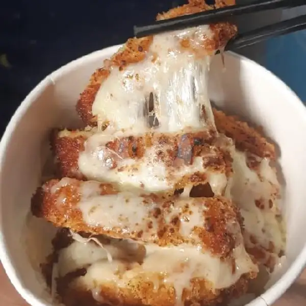 Chicken Katsu / Ayam Katsu Mozarella | dimsum si kembar