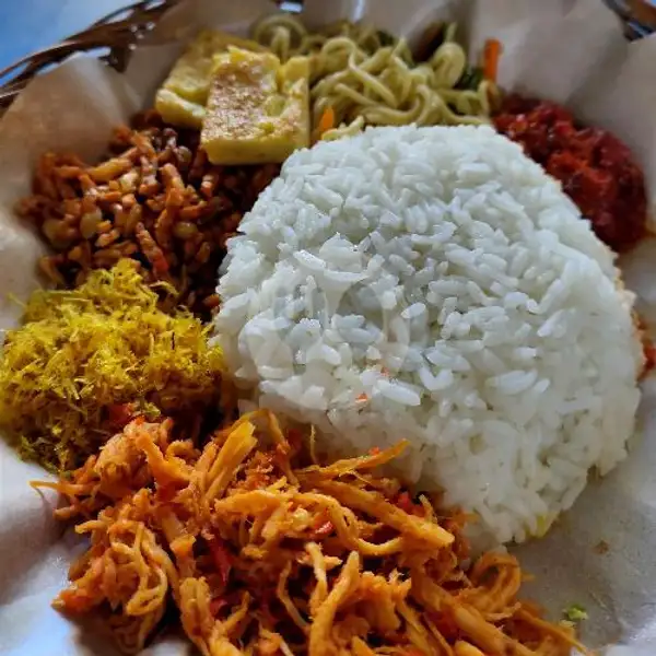 Nasi Campur Ayam 15 | Warung Nasi Gg Leci, Denpasar