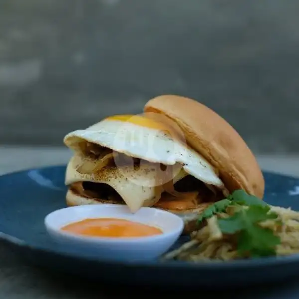 Fish Burger | Namcha Kitchen & Bar, Denpasar