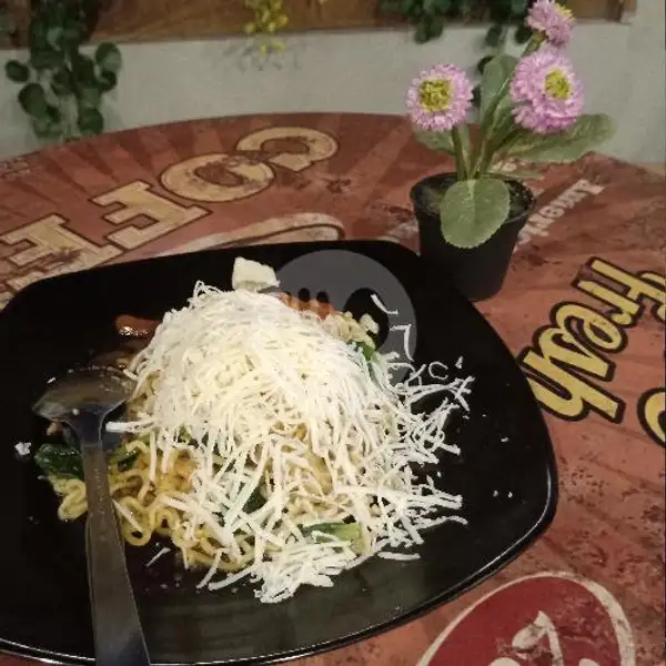 Indomie Goreng Keju Single | Vinz Cafe, Kemayoran