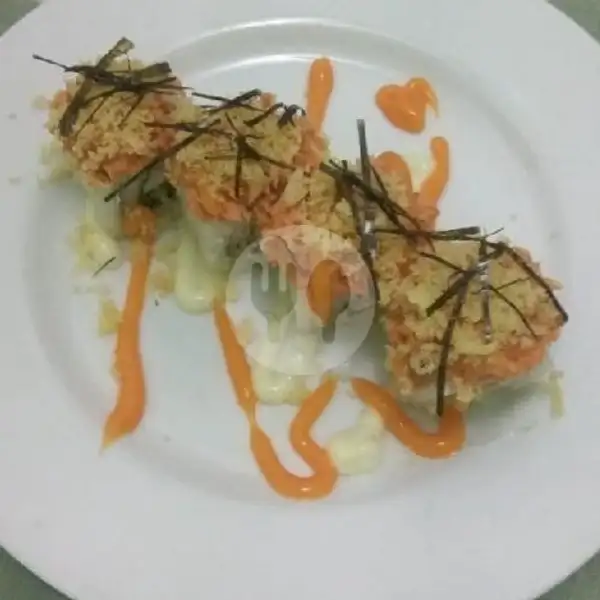 Chunky Salmon Roll ( 4 Pcs ) | Sushi Kaila, Pondok Aren