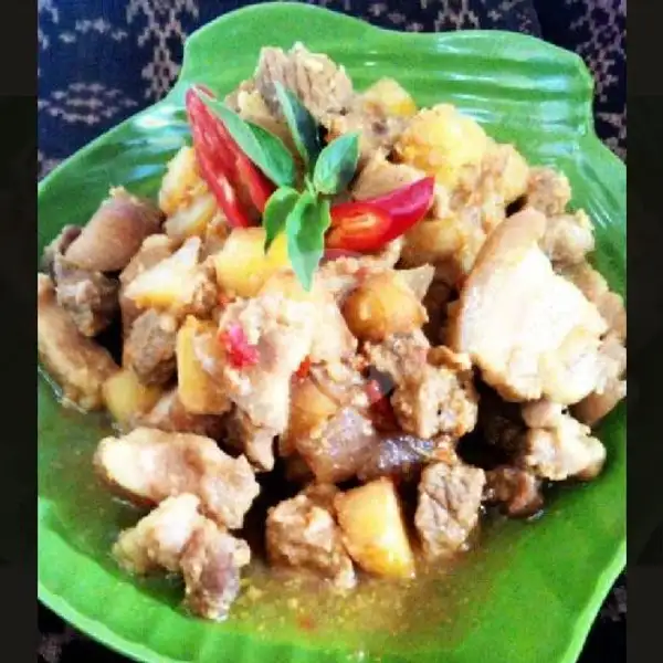 Babi Goreng Sune Cekuh | Warung Moyo Kuah Balung, Persada