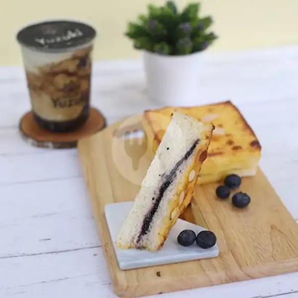 Melted Blueberry Cheese | Yuzuki Tea & Bakery Majapahit - Cheese Tea, Fruit Tea, Bubble Milk Tea and Bread
