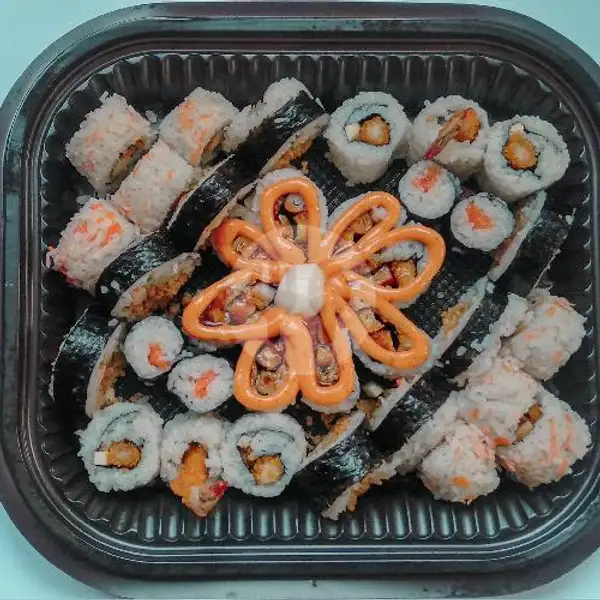 Big Teio Tray Package 2 | Sushi Teio, Buah Batu