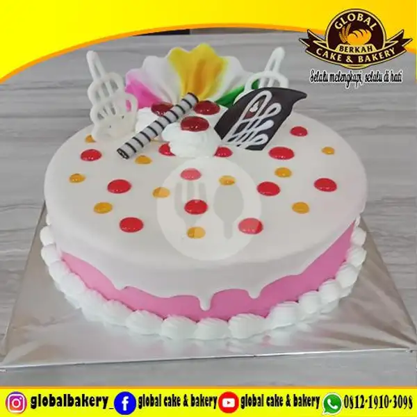 Black Forest (BF 24) Uk 18x18 | Global Cake & Bakery,  Jagakarsa