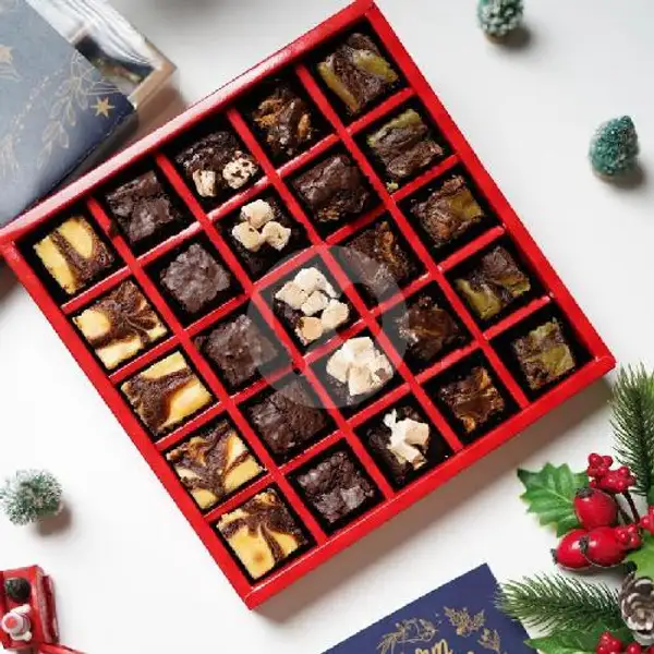 Mix Christmas Brownies | Amour Cinnamon Rolls, Dharmahusads Indah