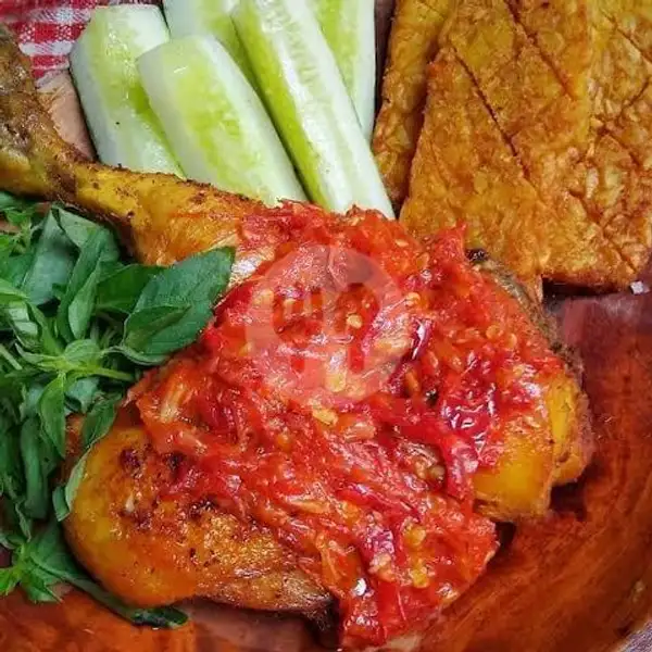 Nasi Ayam Penyet 2 Tahu Tempe Dan Lalapan | Roti Bakar Bandung Dilan, Jl. Teratai