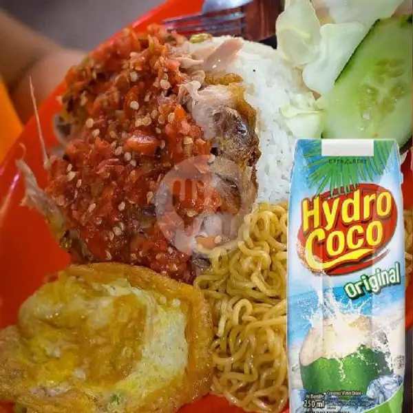 Paket Ayam Geprek Komplite+Hydrococo | Ayam Geprek Bogasari Pusat Renon, Denpasar