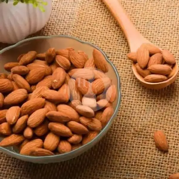 Almond Roasted Original Premium | Bursa Kurma Fardillah Dates