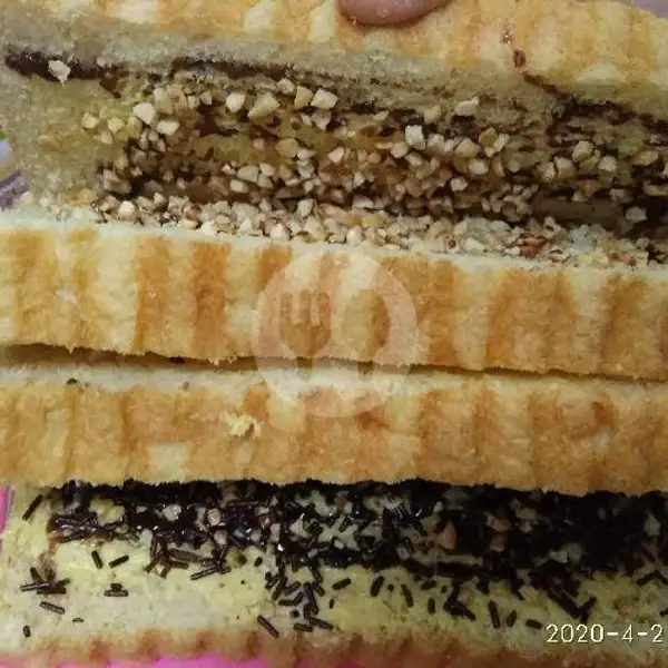 Roti Bakar Kacang Coklat | Warung Sudarmo, Nongsa
