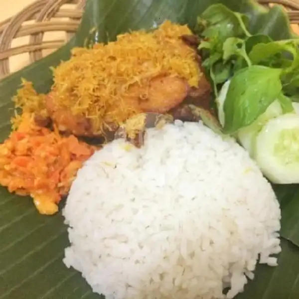Ayam Serundeng Dapoer Unche | Sop Tabing,Kemayoran