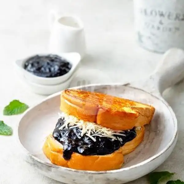 Blueberry Cream Cheese Toast | Tousta Toast & Teabar, Alam Sutera