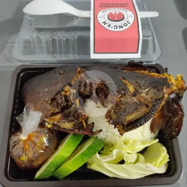 Paket Penyet Etong (Sambal Kecap) | Jong'em Special Ikan Asap, Kalipancur