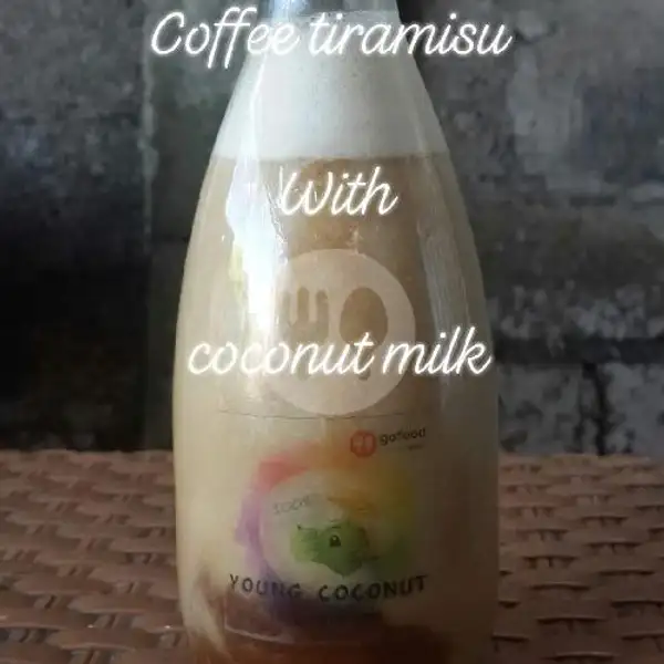 Cocofe Tiramisu In Botle Glass 250ML | Young Coconut