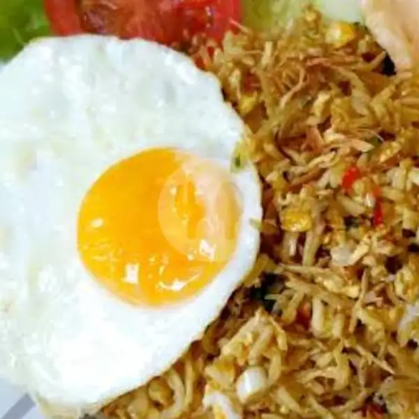 Nasi Goreng Ayam Special + Telor Ceplok | Lalapan Ayam Kremes