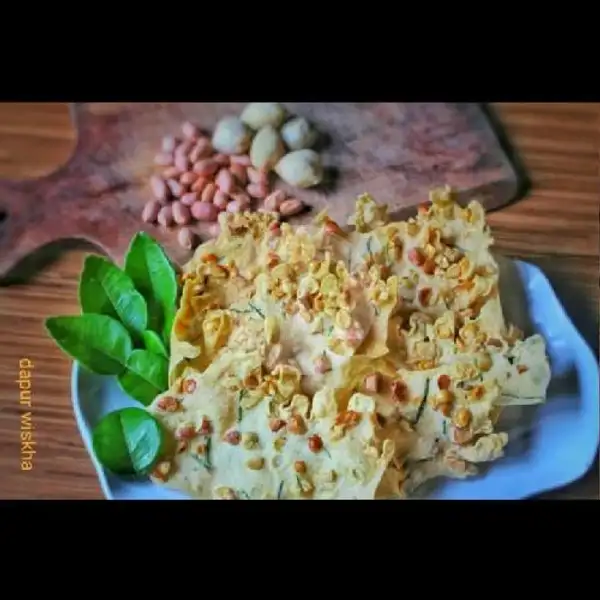Peyek Kacang | Kulit Emak (Spesial Nasi Kulit Ayam), Sinduadi