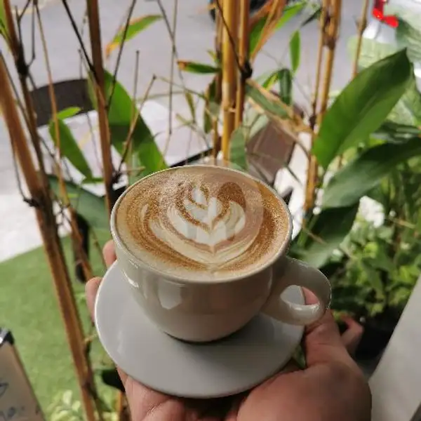 Hot Cappuccino | Jumpstart Coffee, Denpasar Selatan