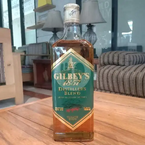 Gilbeys Whiskey 700 Ml | Beer Terrace Cafe & Soju, Bir Pasirkaliki