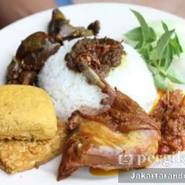 Nasi Ayam Kampung PAHA | Nasi Tempe Penyet Sikembar Lidah, Wiyung