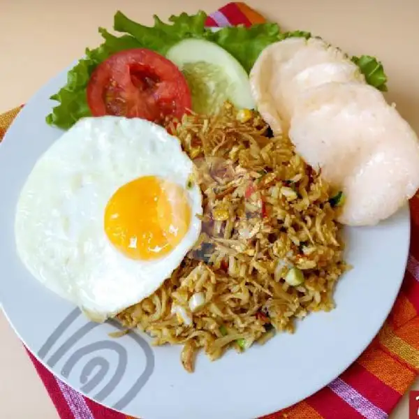 Nasi Goreng + Teh Es | Warung Zura, Padang Timur