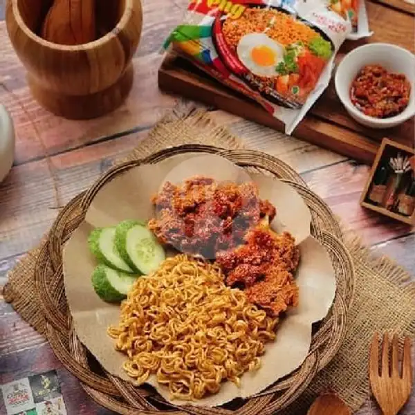 Indomie + Chicken Crispy Geprek + Es Teh | Depot Chicken Rania, Lebak Rejo Utara