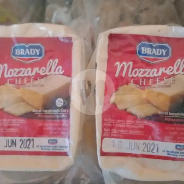Keju Mozzarella ( Stok Tinggal 1) | Moms Ike Frozen Food