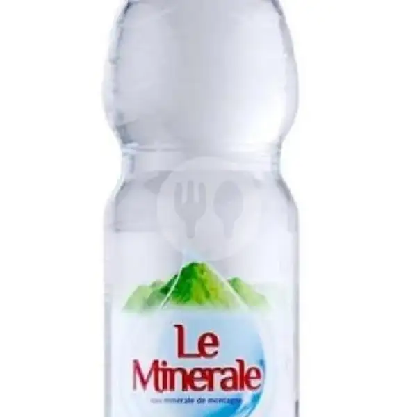 Air Mineral Botol | Sop Saudara Assipan'na, Rappocini